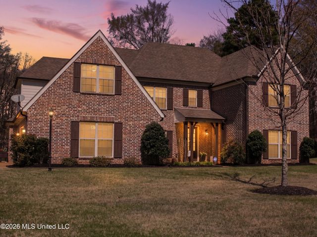 7458 Featherston Cove, Olive Branch, MS 38654