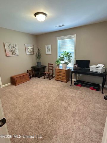 7458 Featherston Cove, Olive Branch, MS 38654