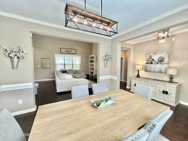 7458 Featherston Cove, Olive Branch, MS 38654