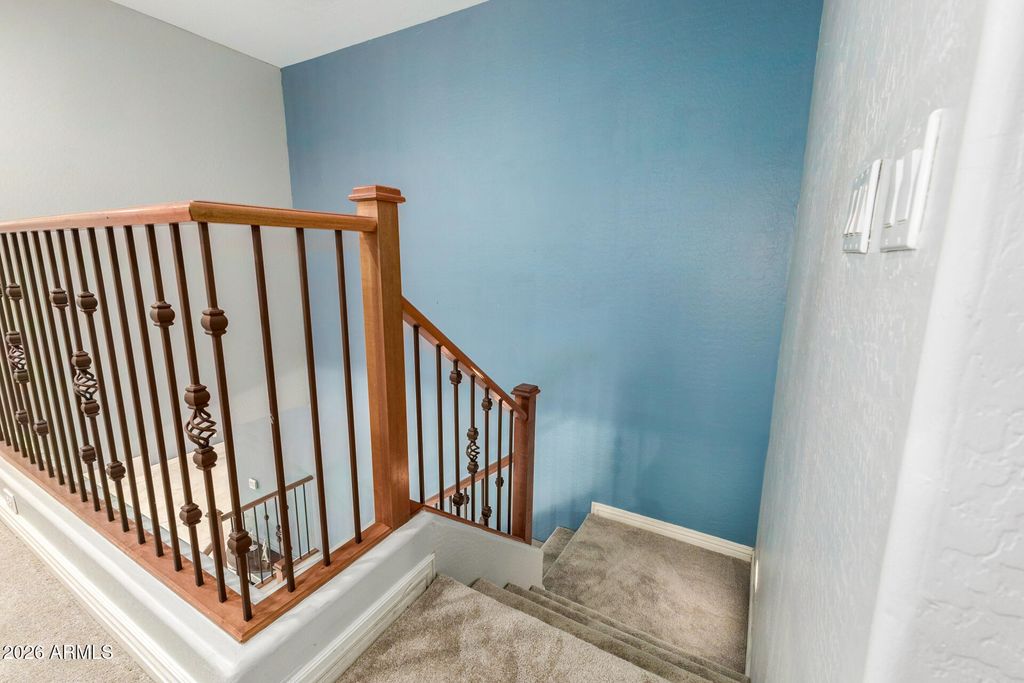 Image 22 of property listing at 1919 W BONANZA Lane, Phoenix, AZ 85085