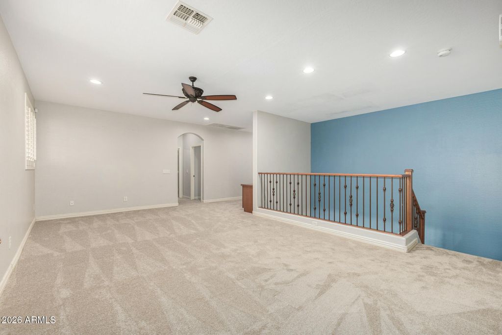 Image 23 of property listing at 1919 W BONANZA Lane, Phoenix, AZ 85085