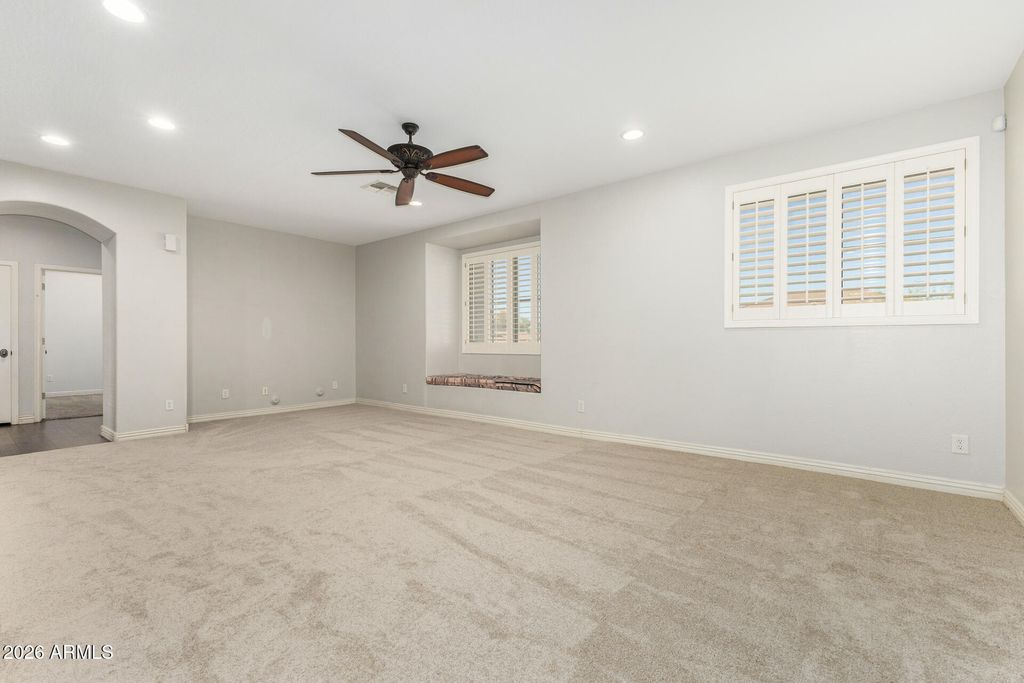 Image 25 of property listing at 1919 W BONANZA Lane, Phoenix, AZ 85085