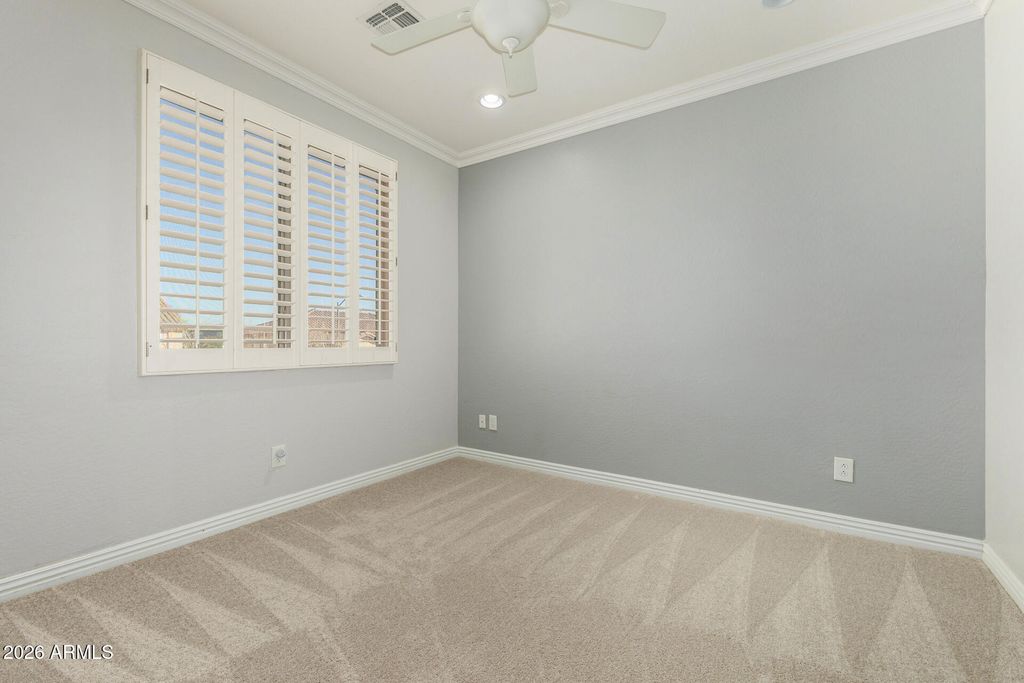 Image 38 of property listing at 1919 W BONANZA Lane, Phoenix, AZ 85085