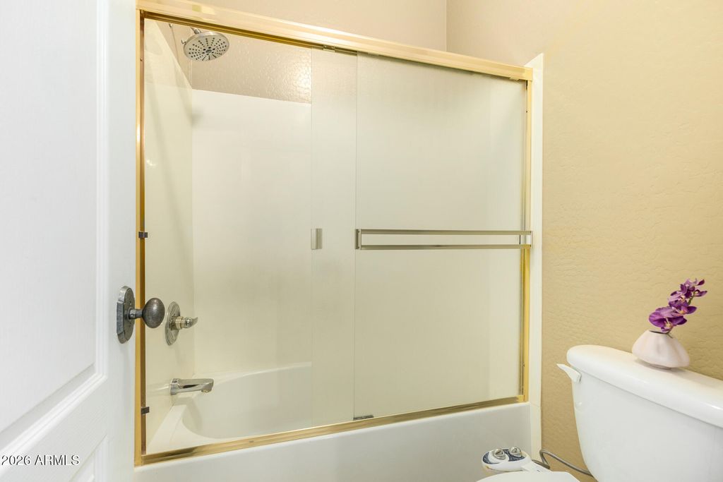 Image 41 of property listing at 1919 W BONANZA Lane, Phoenix, AZ 85085