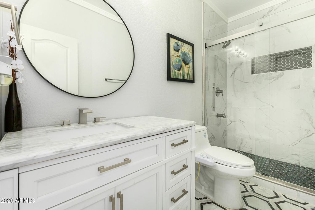 Image 48 of property listing at 1919 W BONANZA Lane, Phoenix, AZ 85085