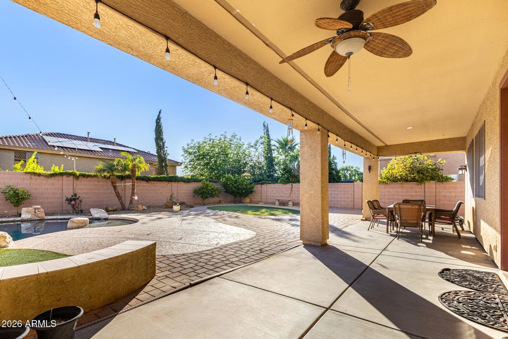 Image 55 of property listing at 1919 W BONANZA Lane, Phoenix, AZ 85085