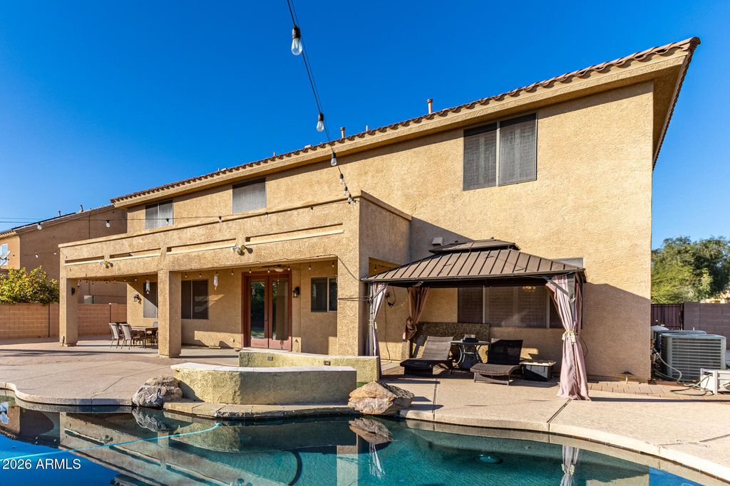 Image 65 of property listing at 1919 W BONANZA Lane, Phoenix, AZ 85085