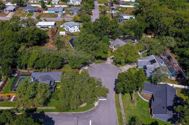 203 LIVE OAK COURT, Lake Mary, FL 32746