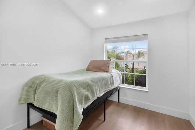 18847 NW 83rd Pl, Hialeah, FL 33015