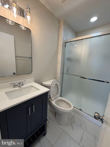 14817 CHERRYDALE DR, Woodbridge, VA 22193