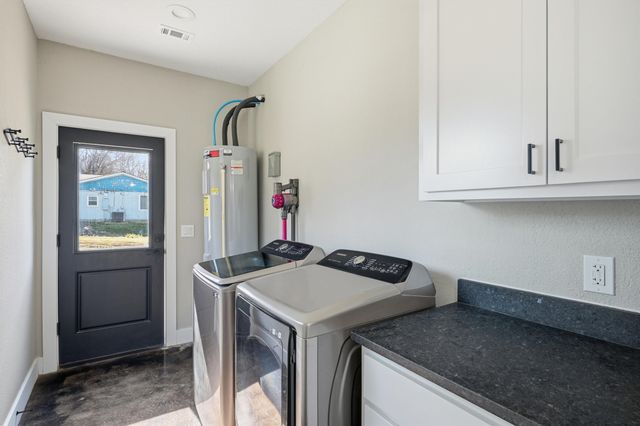 265 Bentwood Drive, Pottsboro, TX 75076