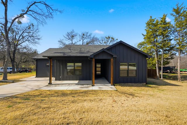 265 Bentwood Drive, Pottsboro, TX 75076