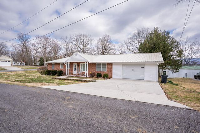 19 May Avenue, Trenton, GA 30752