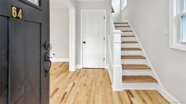 64 S Montgomery Street, Valley Stream, NY 11580