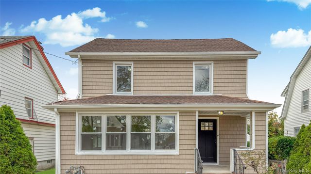 64 S Montgomery Street, Valley Stream, NY 11580