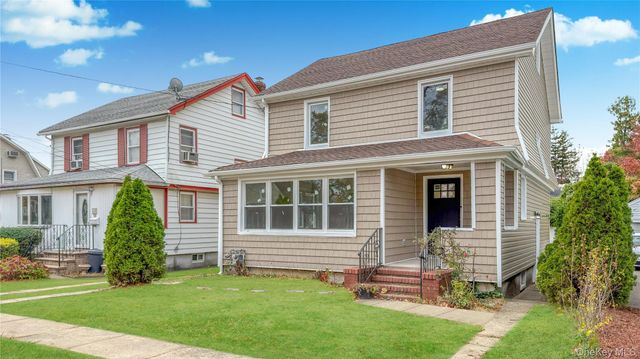 64 S Montgomery Street, Valley Stream, NY 11580