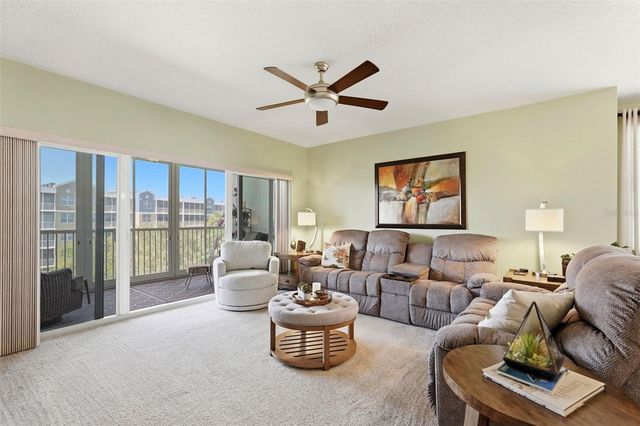 960 STARKEY ROAD 5406, Largo, FL 33771
