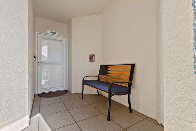 960 STARKEY ROAD 5406, Largo, FL 33771