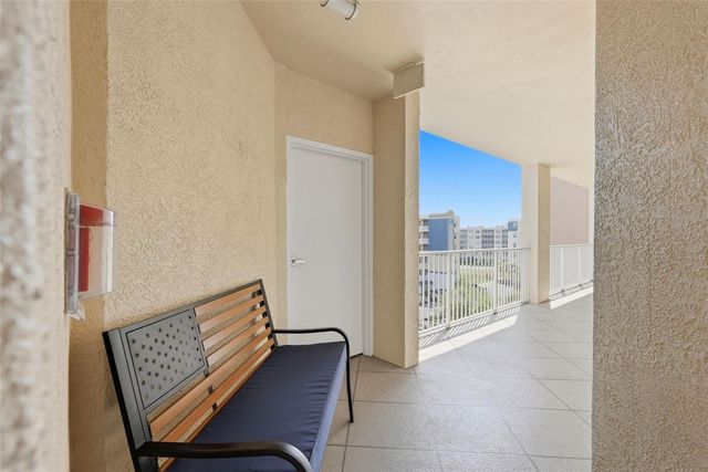 960 STARKEY ROAD 5406, Largo, FL 33771