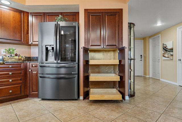 960 STARKEY ROAD 5406, Largo, FL 33771