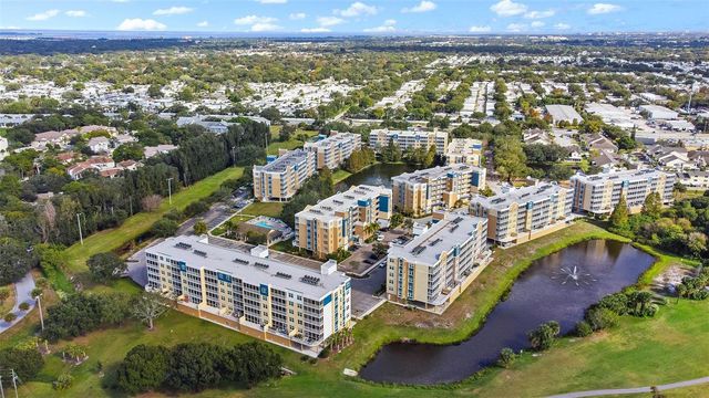 960 STARKEY ROAD 5406, Largo, FL 33771