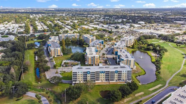 960 STARKEY ROAD 5406, Largo, FL 33771