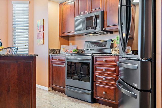 960 STARKEY ROAD 5406, Largo, FL 33771