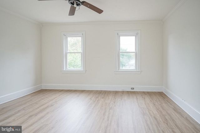 448 DELAWARE AVE, Palmyra, NJ 08065