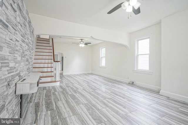 448 DELAWARE AVE, Palmyra, NJ 08065