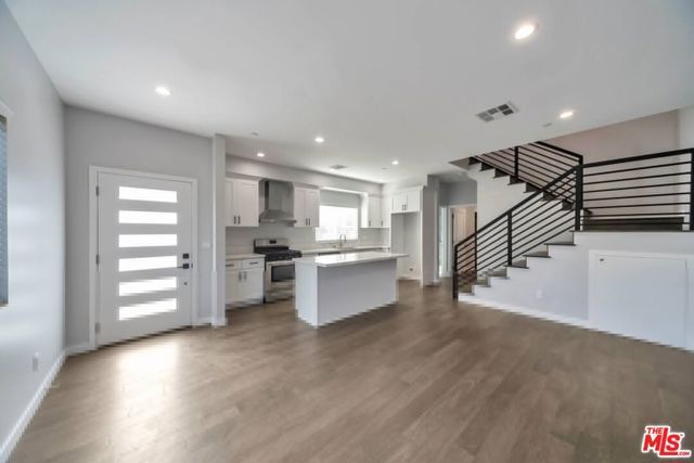 4239 Halldale Avenue, Los Angeles, CA 90062