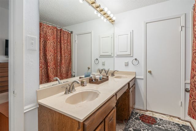 239 Callender Lake Drive, Murchison, TX 75778