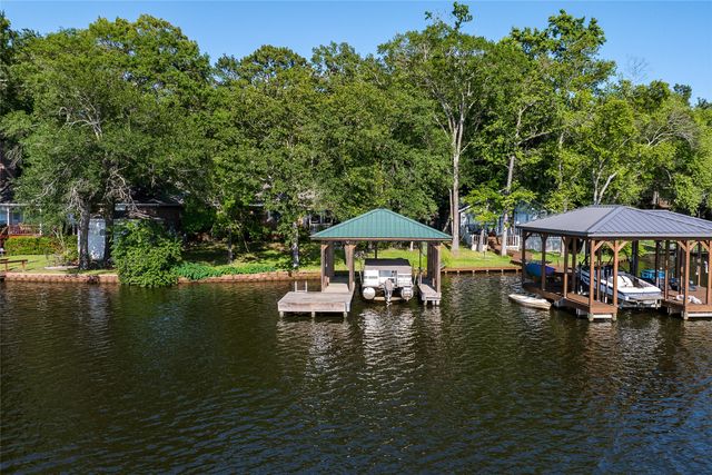 239 Callender Lake Drive, Murchison, TX 75778