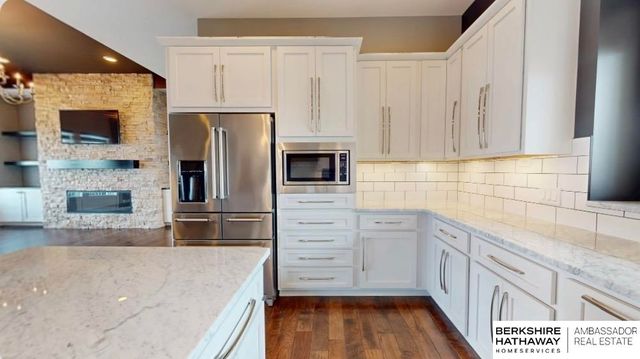2740 Whitetail Drive, Columbus, NE 68601