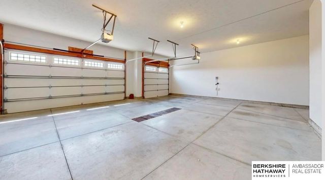 2740 Whitetail Drive, Columbus, NE 68601