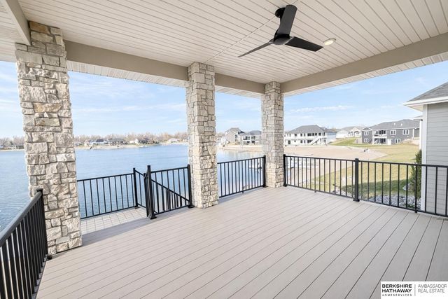 2740 Whitetail Drive, Columbus, NE 68601
