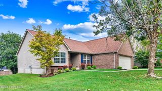 917 Woodland Ridge Cir, La Grange, KY 40031