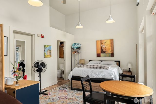 1502 NW 52nd Street, Seattle, WA 98107