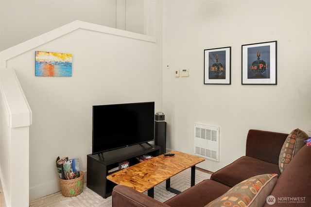 1502 NW 52nd Street, Seattle, WA 98107