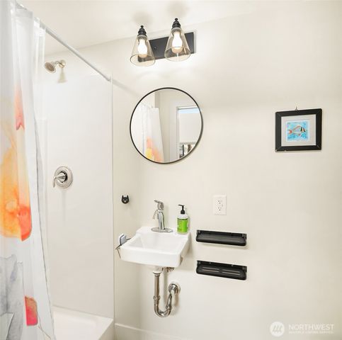 1502 NW 52nd Street, Seattle, WA 98107