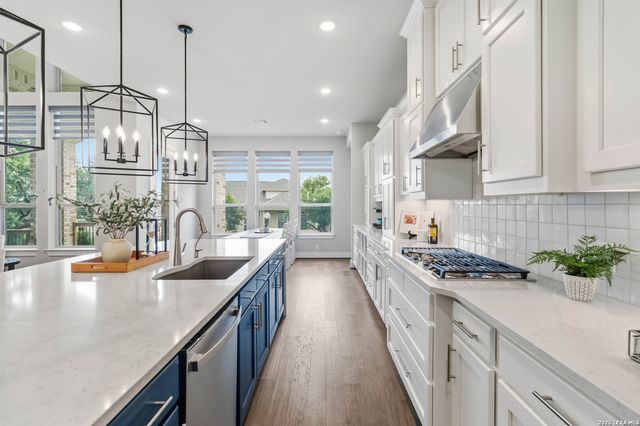 139 Wildrose Hl, Boerne, TX 78006