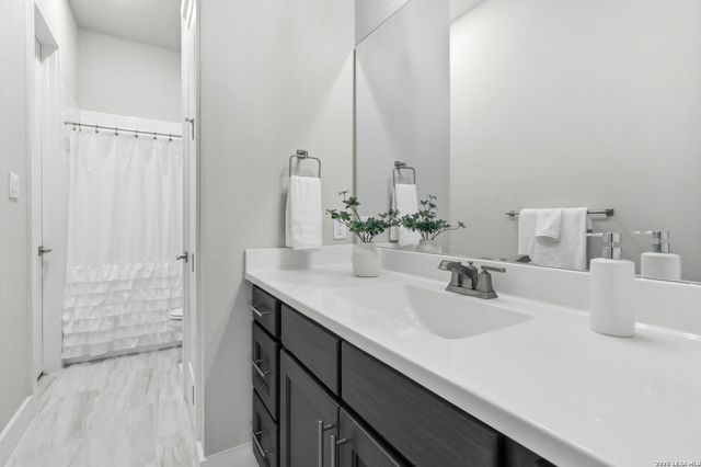 139 Wildrose Hl, Boerne, TX 78006