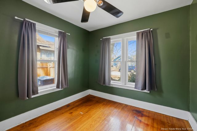 1721 Jarman Street, Muskegon, MI 49442