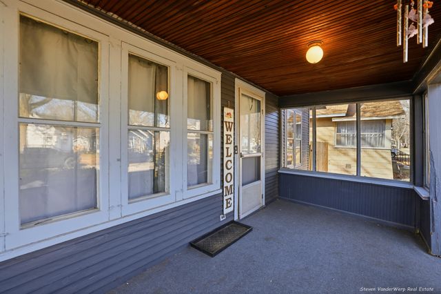 1721 Jarman Street, Muskegon, MI 49442