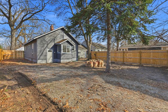 1721 Jarman Street, Muskegon, MI 49442