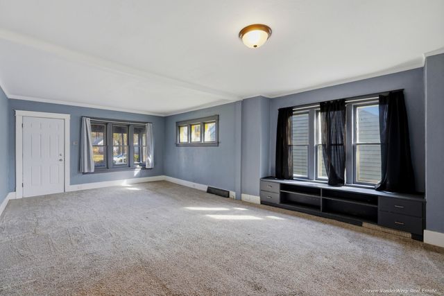 1721 Jarman Street, Muskegon, MI 49442