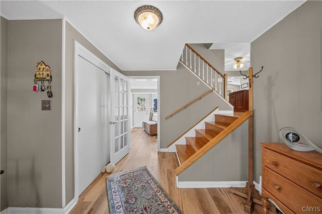 207 Eden Roc Circle, Dewitt, NY 13214