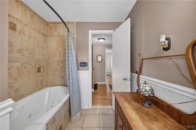 207 Eden Roc Circle, Dewitt, NY 13214