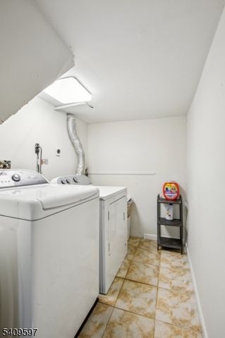 24 Willet St, Bloomfield Twp., NJ 07003