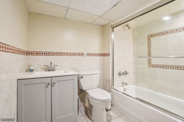 24 Willet St, Bloomfield Twp., NJ 07003