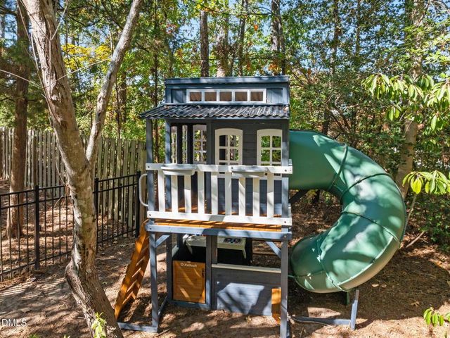 629 Peach Orchard Place, Cary, NC 27519